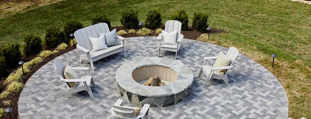 Landschaftsbau Ideen für große Hinterhöfe