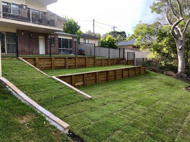 Stützmauer Ideen für geneigten Hinterhof